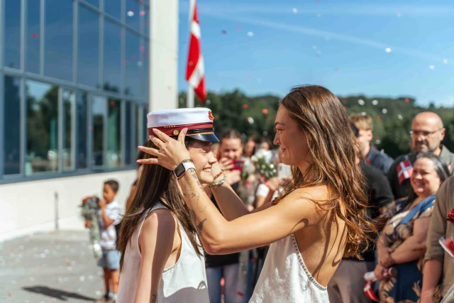 Dag 1 med huer, smil og glade studenter☀️

Studenterugen er officielt skudt i gang på Rosborg🩵❤️

#student2026 #rosborggym #cuteness